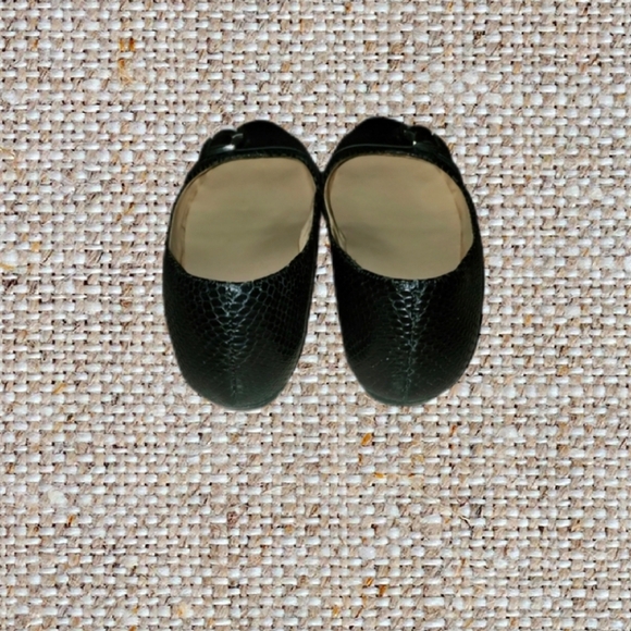 (3/$25) Naturalizer Black Flats - Picture 4 of 4